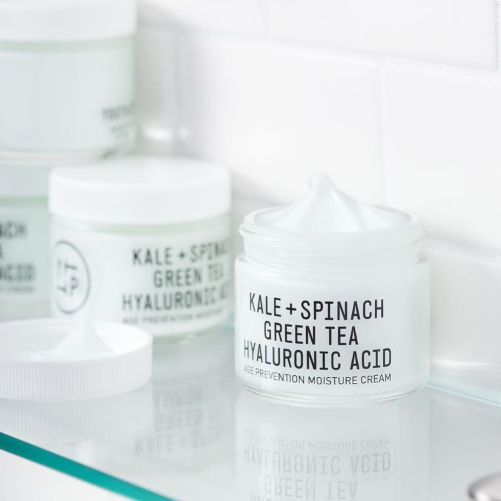 new YTTP ✌︎︎ Youth to the People ✌︎︎ Kale Hyaluronic Acid Age Prevention Cream - Picture 9 of 16